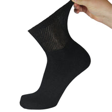 Load image into Gallery viewer, Men&#39;s Diabetic Quarter Length Athletic Sport Socks (Black) - 6 Pairs
